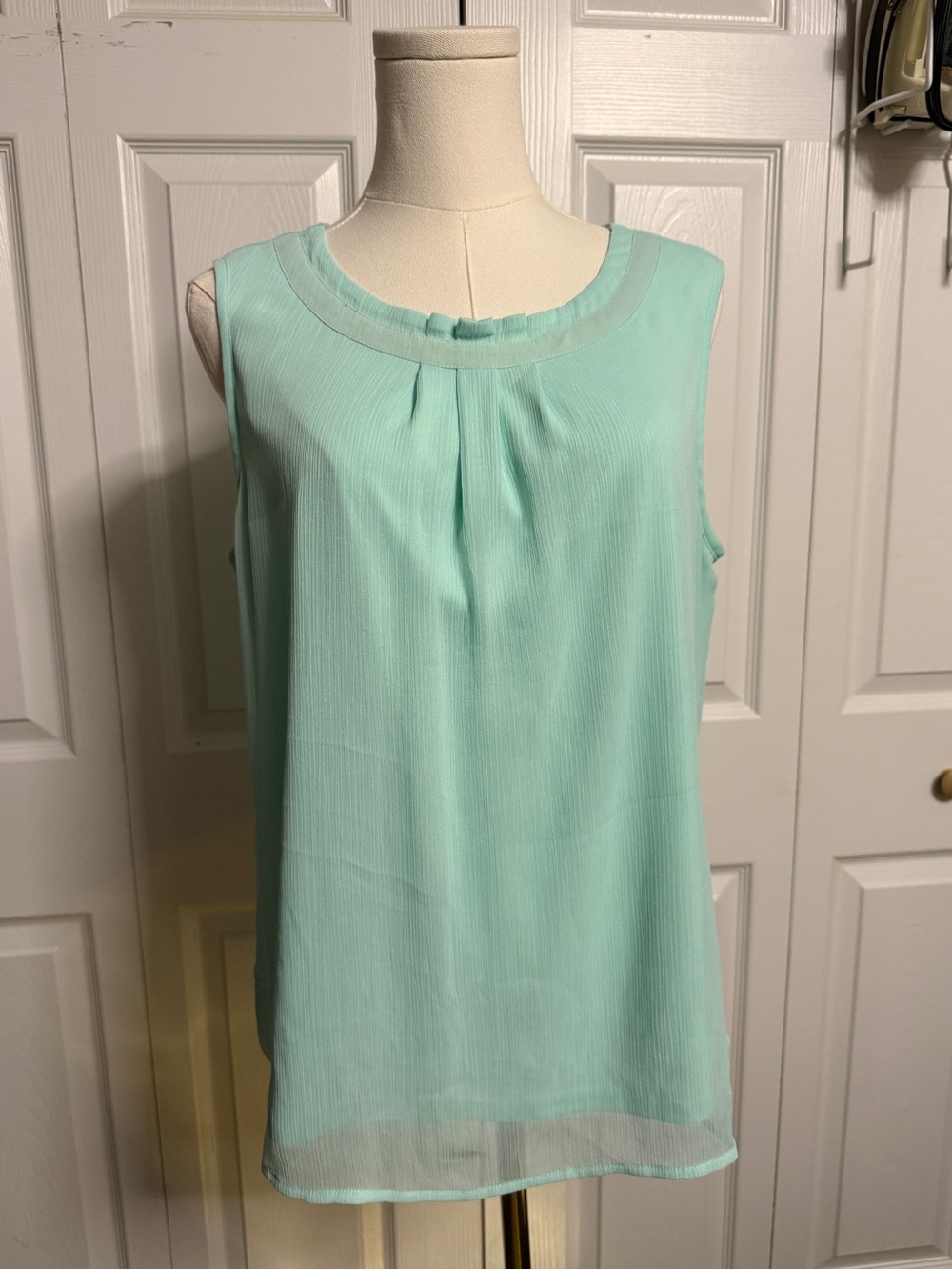 Christopher & Banks Mint Green Sleeveless Chiffon Shell